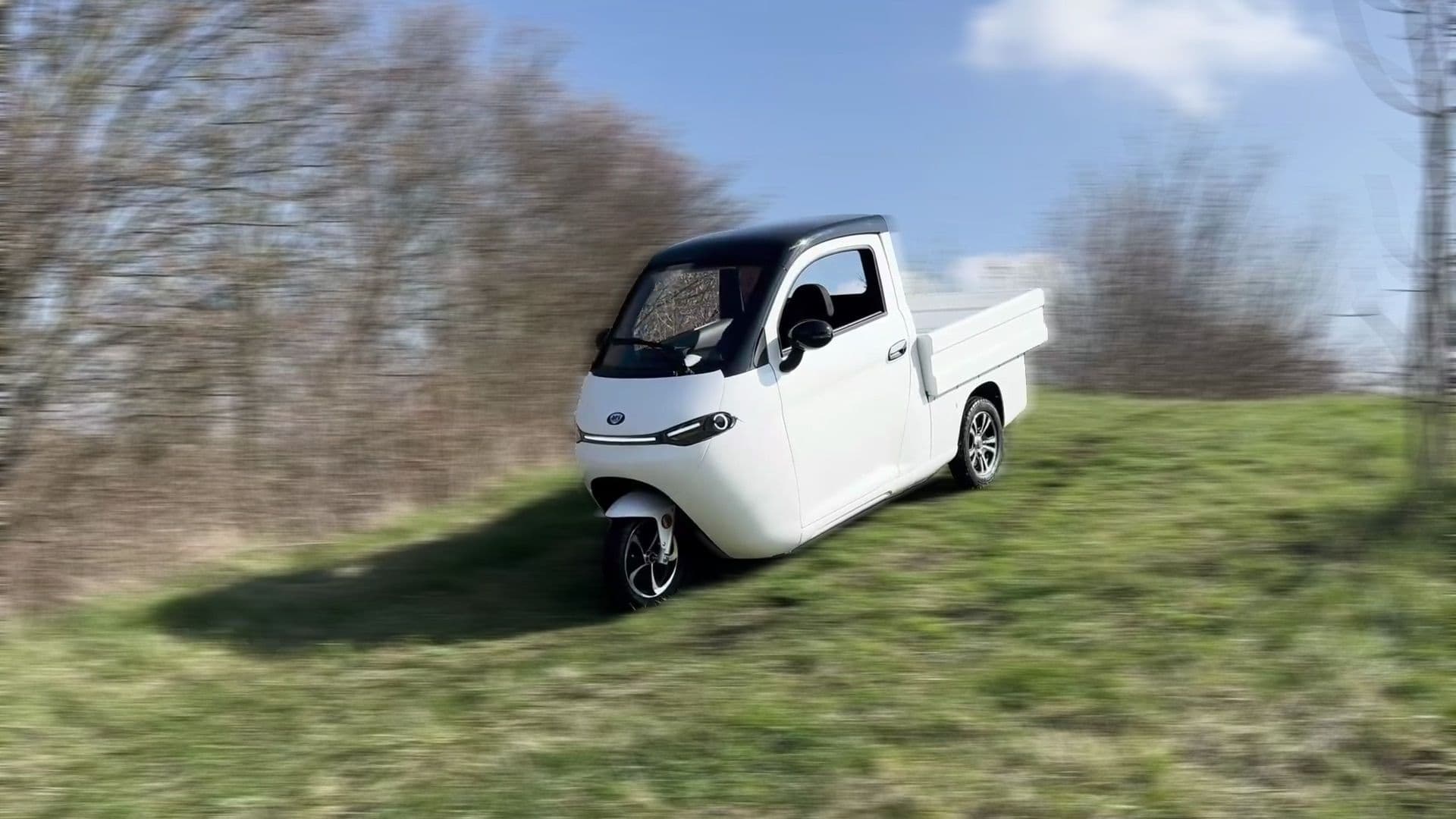 ARI 345 Kabine: Steigfähigkeit und Bodenfreiheit – schafft der Elektro-Transporter jeden Berg?