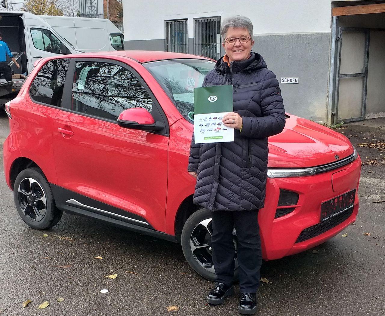 ARI 902 Elektroauto im Einsatz bei Martina und Jürgen Weiß in der Region Stuttgart