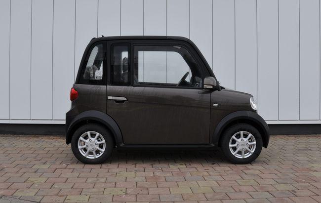 Colore marrone cioccolata