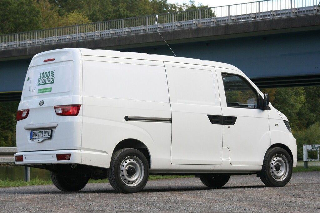 ARI 901 Kastenwagen Car editors.jpg