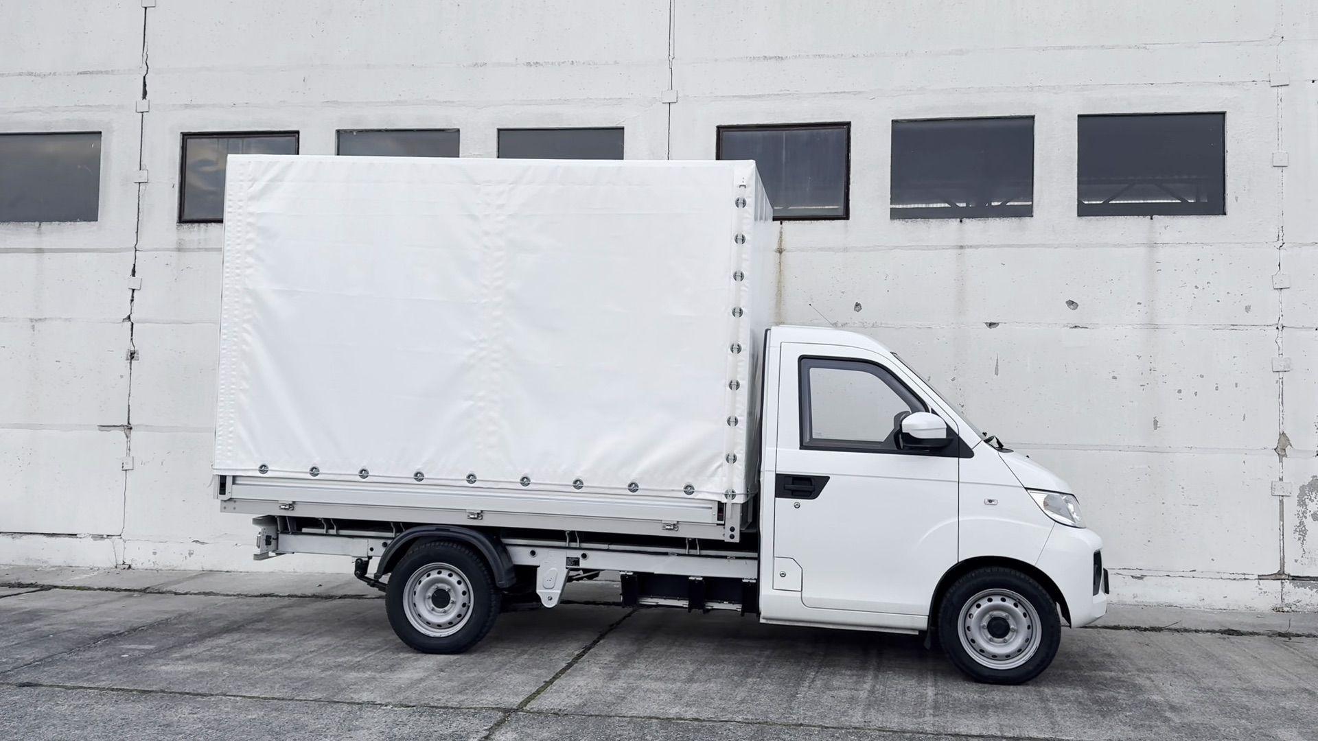 Mehr Pritsche, mehr Platz: Der ARI 901 Elektrotransporter mit XXL-Plane im Detail