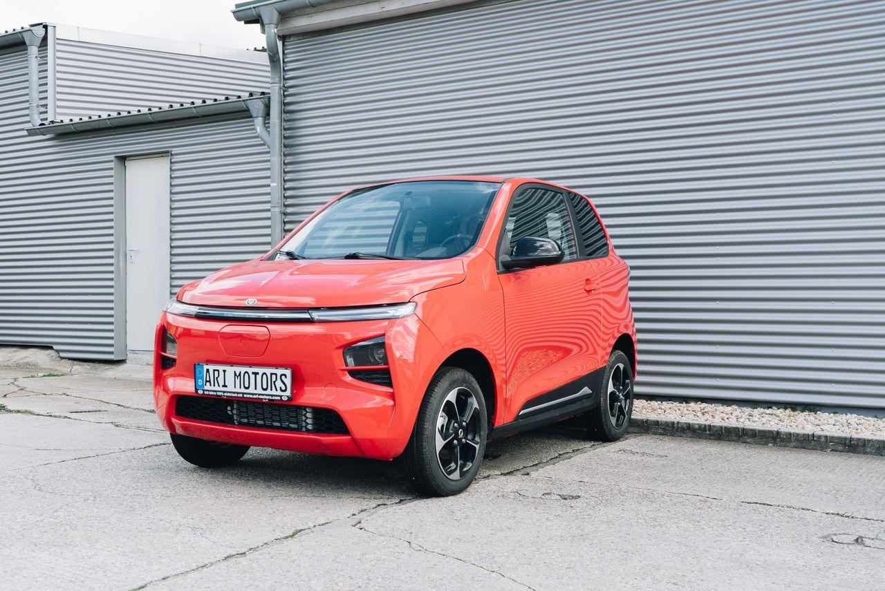 Zero Pioneer entdeckt ARI 902 auf LEV-Ausstellung im ALEXA-Berlin