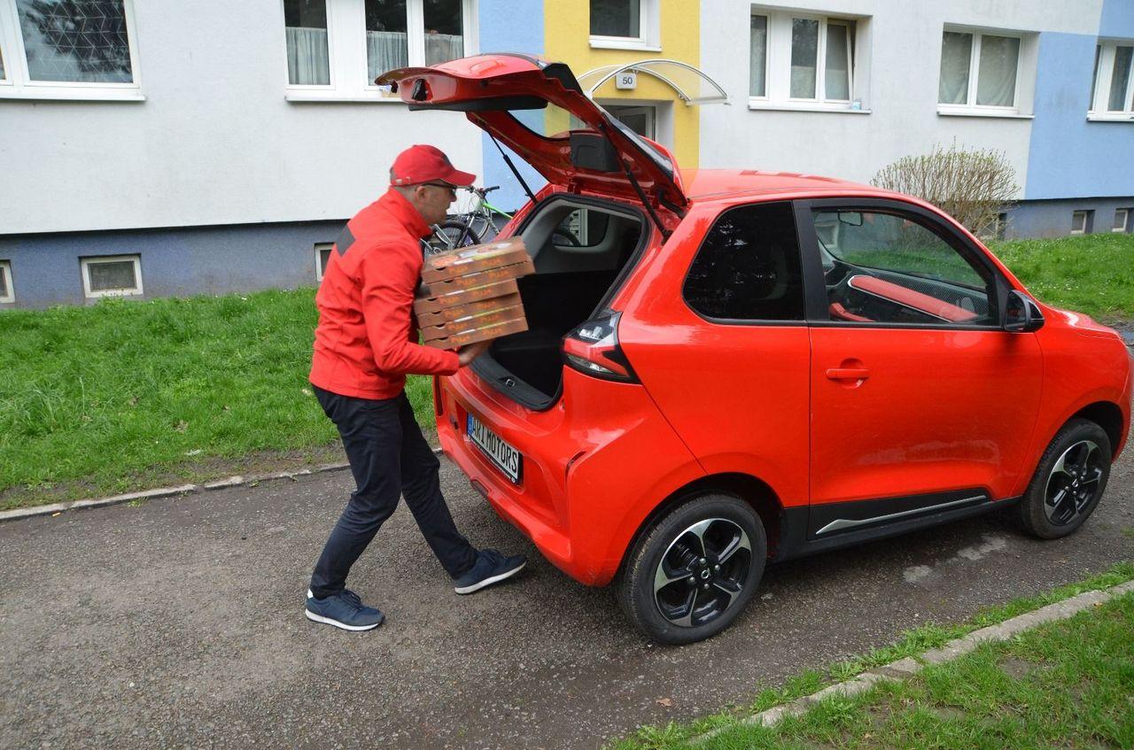 Fuhrparkmanagement der Zukunft:  EV-Technologien und GPS-Ortung steigern Flottenleistung und sparen Kosten