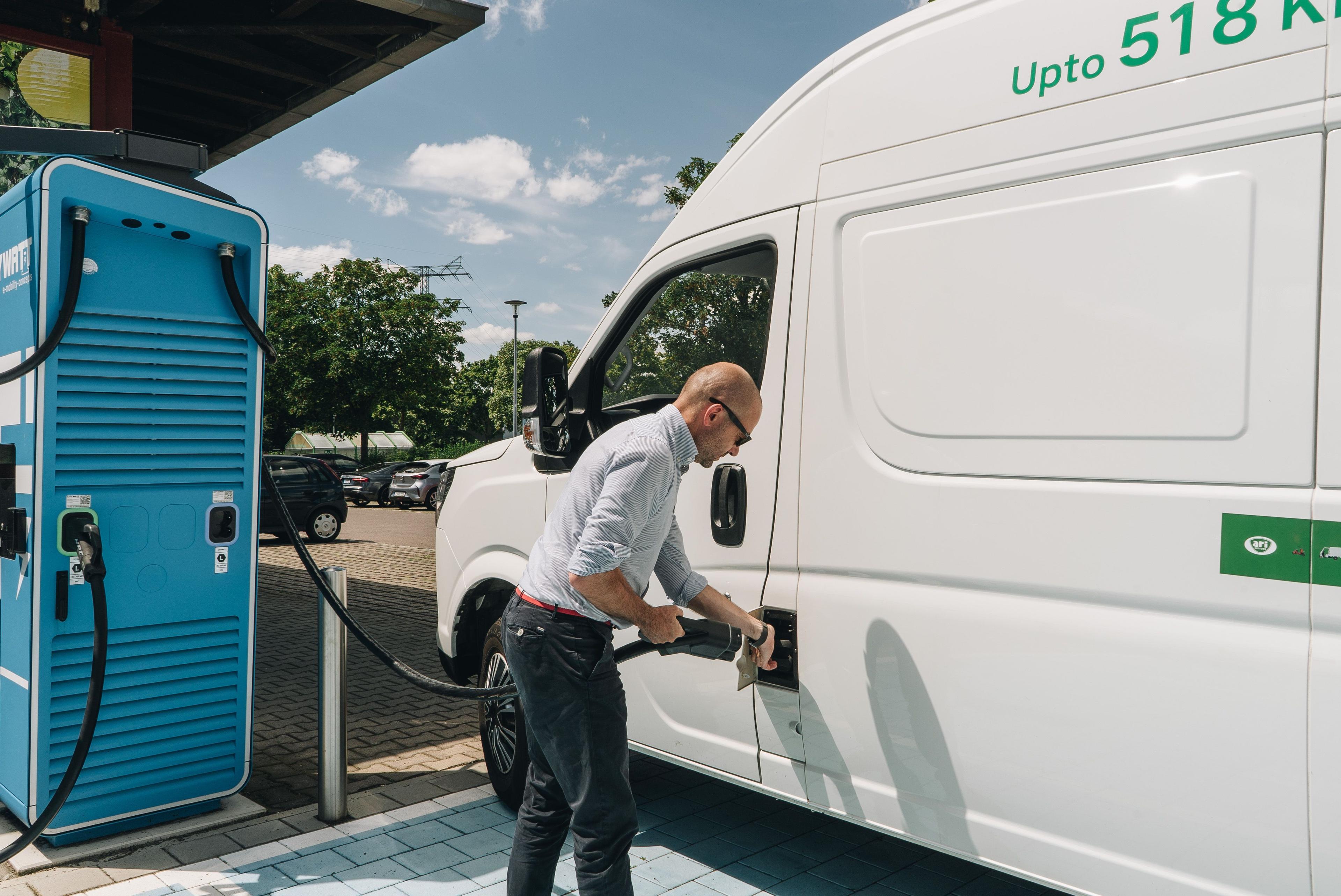 Fast charging for electric cars: everything you need to know