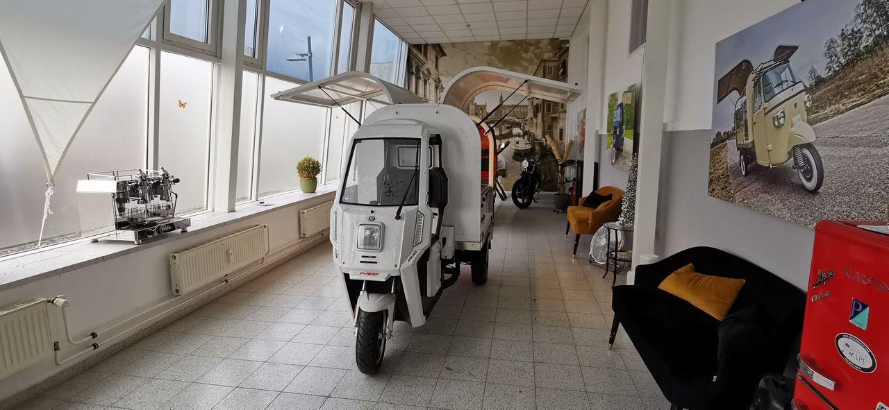 Der ARI 345 als Foodtruck bei Pawel Labas “Gastro-Ape”